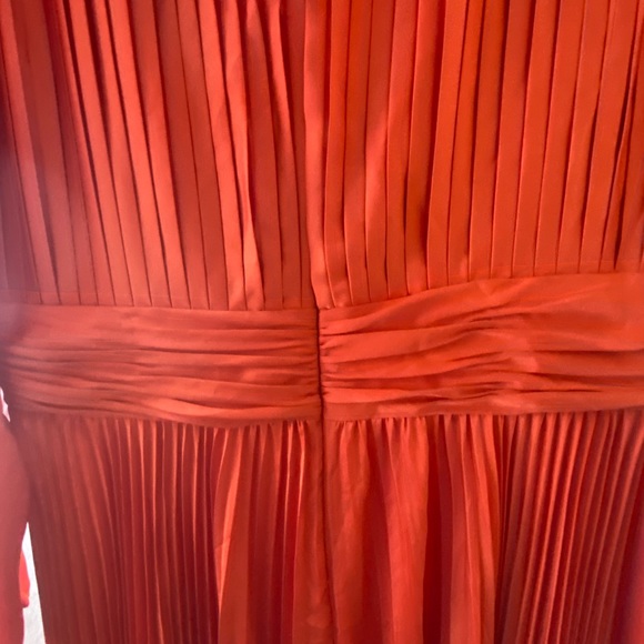 🆕Ieena Mac Duggal NWOT Long Sleeve Pleated Chiffon A-Line Gown in Sunset(MD-25) - Picture 8 of 12